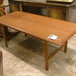 385 4166 COFFEE TABLE